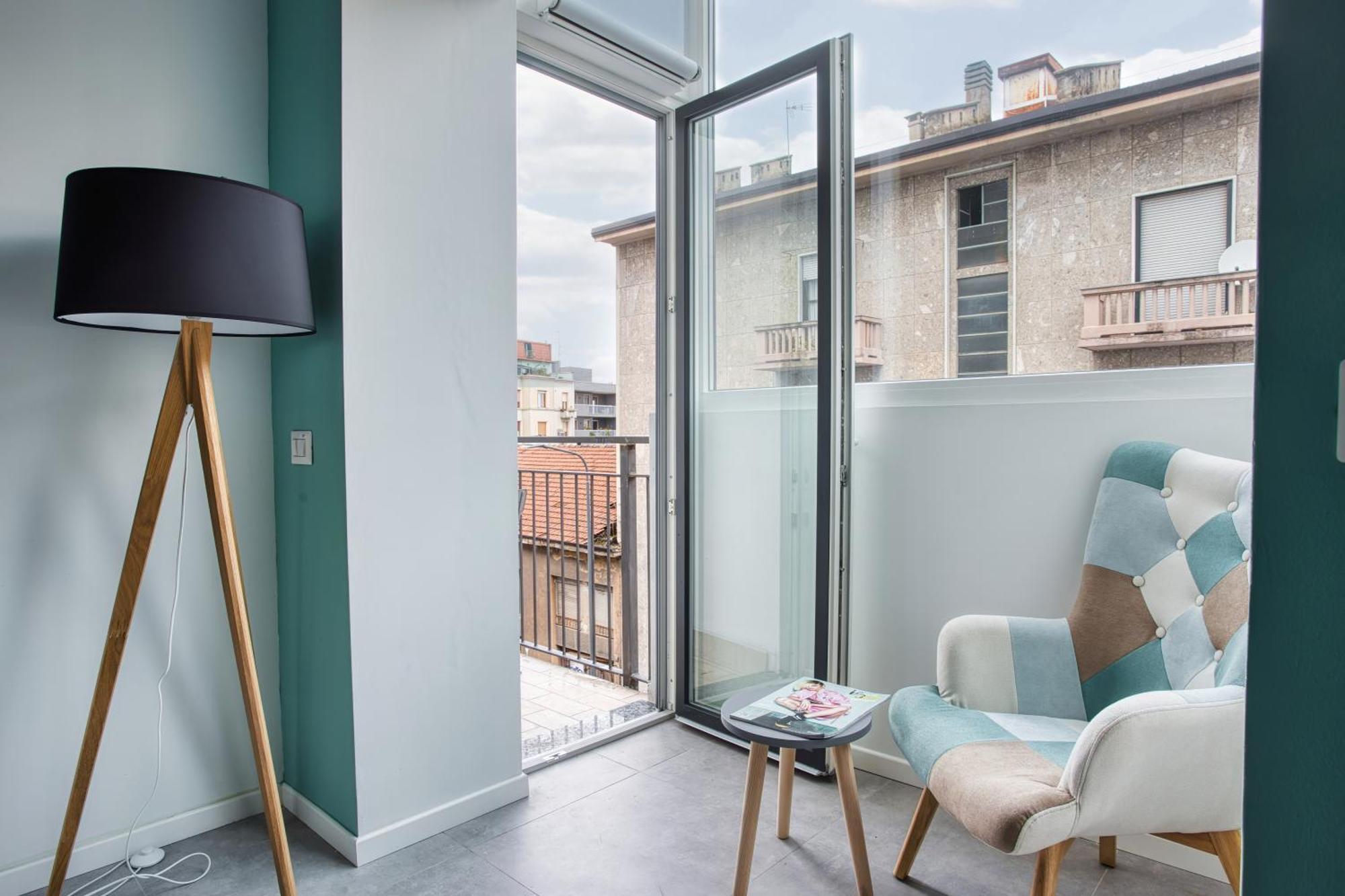 Sleek City Abode In Maciachini Milan Exterior photo